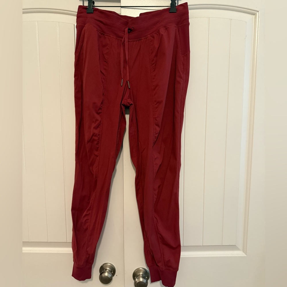 Lululemon dance joggers